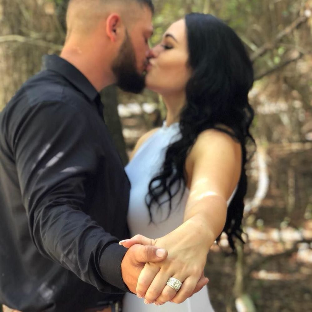 Meet your Posher, Tayler